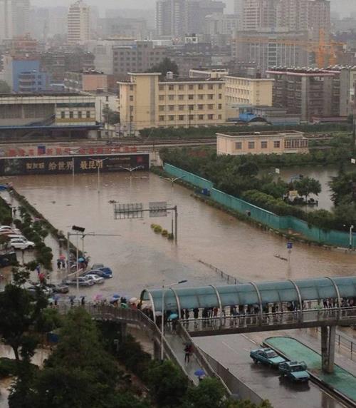 火车北站隧道